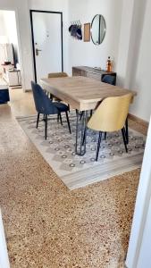 Palaio Faliro Breeze