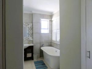 Penthouse on the beach, Jacuzzi with 3 bedrooms