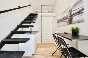 Standard Apartment by Hi5- Fehérhajó Studio