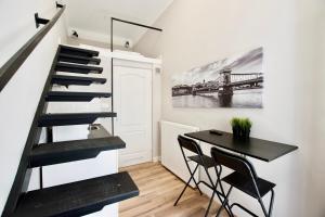 Standard Apartment by Hi5- Fehérhajó Studio