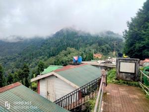 The Himalayan Horizon Homestay Lava