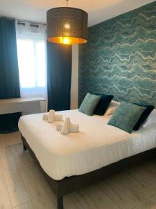 Mermoz - Elégant appart avec balcon, Clim et garage