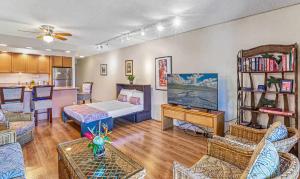 Walk to Beach I Ocean View I Two Baths I Pool