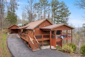 Dolly Bear by American Patriot Getaways