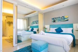 Touristation @ Crowne Bay Tower - Apartmány, Manila