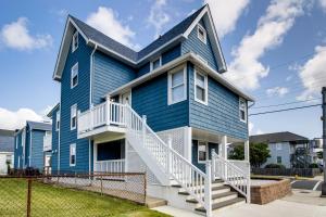 5 Blocks to Wildwood Beach Family Getaway!