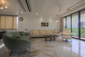 DeCasa Residency 2, AC, 3BHK, Wi-Fi, New Town