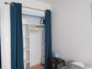 Appartements Appt 300m de la plage vue sur mer : photos des chambres