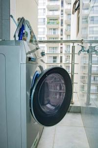 Moonlight Manor by Edmor Suites