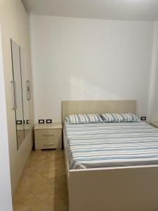 Apartament buze detit