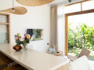 Aquae Villas - Solana - Mediterranean Elegance-1 bdr Kuta Lombok