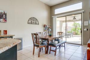 Relax Poolside in Mesa Family Home 12 Mi to Dtwn