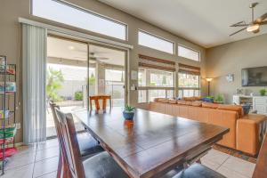 Relax Poolside in Mesa Family Home 12 Mi to Dtwn