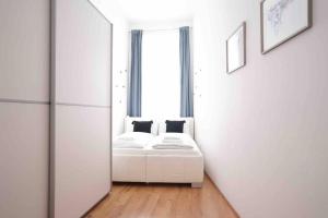 Modern living in city center - fully equipped