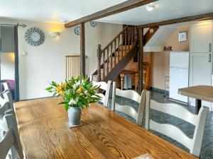 Abbots Abode - Uk43733