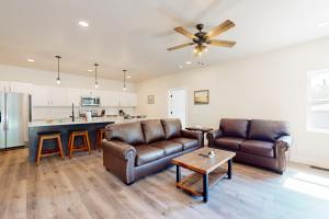 The Crossing at Lake Forest- 39 & 40