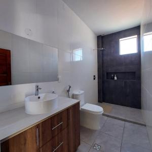 Amplio departamento en Tarija con terraza y garaje