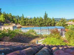 Sunny Escape to Serenity