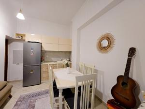 White House Korçë Guesthouse