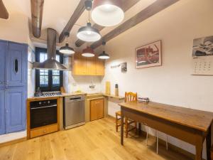 Mansion in St Martí with Vineyards & Garden