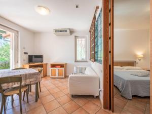 Apartment La Rocca-1 by Interhome