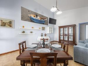 Apartment Terrazza sul Mare by Interhome