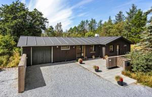 Cozy Home In Ålbæk With Wifi