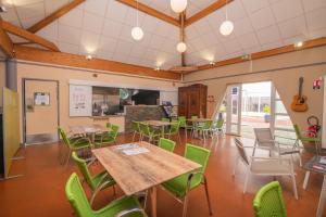 Campings Camping Onlycamp L-Etang des Forges : photos des chambres