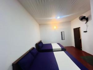 AC Double bed with private bathroom