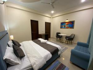 Chansal Sky Ashirwad - Noida