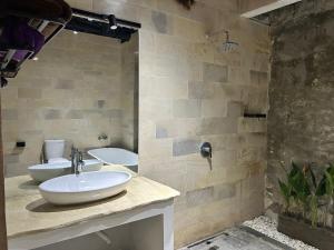 3BR villa with private pool and rooftop terrace