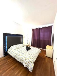 Grand Appartement Tour Eiffel Place Barcelone