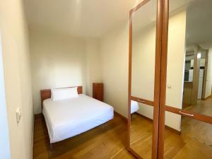 Estudio en Velázquez Moreno 40 1ºB