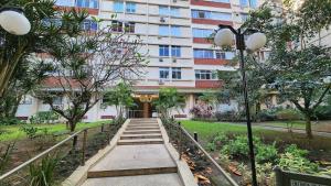 A poucos passos da Praia de Ipanema & Arpoador