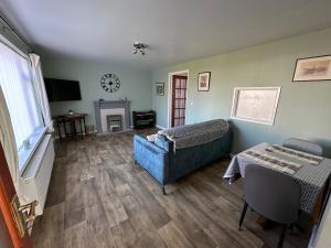 1 bed cosy home, near Narberth