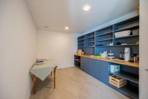 Appartements Accommodation in Aix-les-Bains at Villa Marcus with swimming pool and free parking : photos des chambres