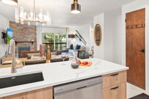 SNOW FLOWER 116 condo