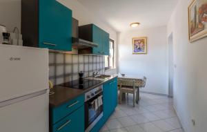 Lovely Apartment In Porec With Wifi
