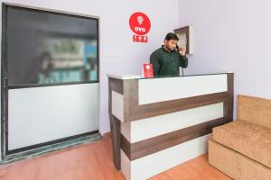 Hotel O Madhur Inn - 3hvězdičkové hotely ve městě Indaur