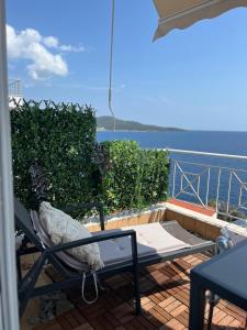 Sea & Serenity - Balcony Daydreaming