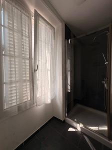 B&B / Chambres d'hotes La Belle Vienne : Chambre Double Deluxe avec Douche