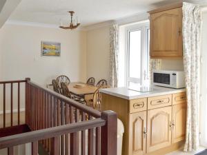 Smugglers Haunt - Uk44513