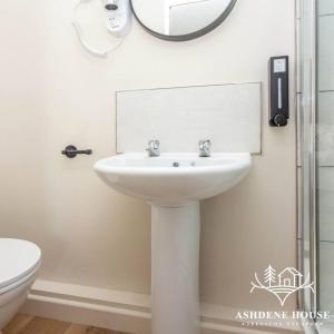 Sheep Room 11 -Peaceful Double - New Forest