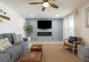 Dockside Dreams Best Game and Movie Room at the Lake