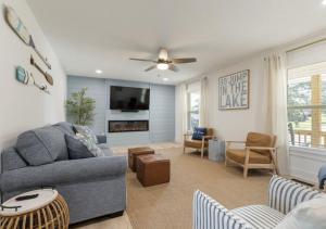 Dockside Dreams Best Game and Movie Room at the Lake