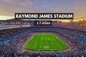 Stunning Studio Pool and Gym Raymond James