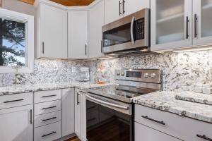 Eagles Court 42 With Wintergreen Advantage