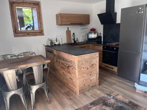 Logement avec jardin et vue panoramique MontBlanc