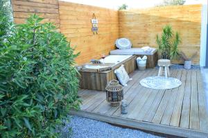 Eléa Blu Pool & Garden