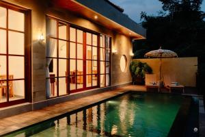 Nasa Place Ubud With Jungle View